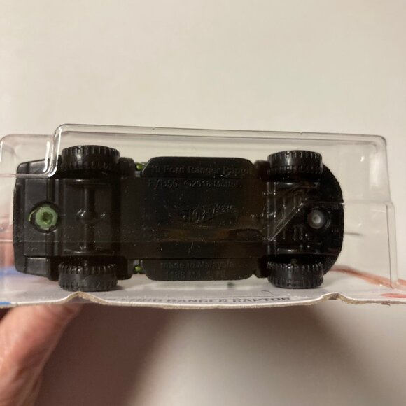 Hotwheels 2019 Ford Ranger Raptor, Green, HW Hot Trucks, 8/10 #236/250 - Picture 12 of 12